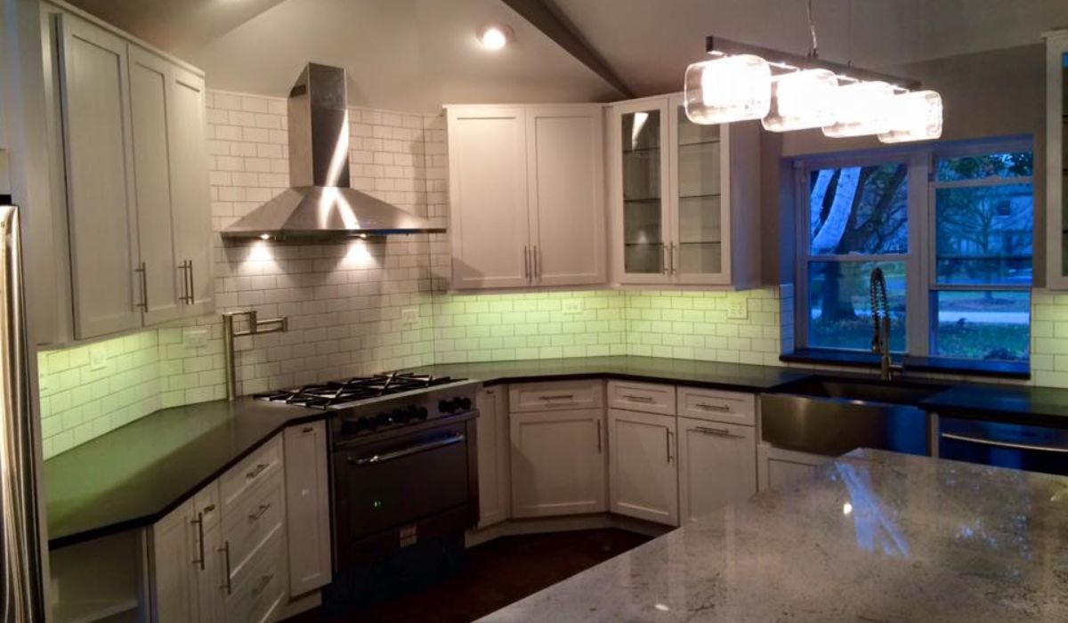 small kitchen with cabinets