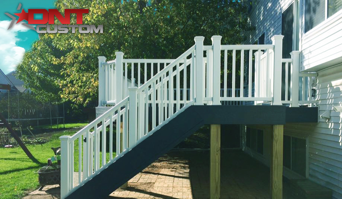backyard balcony railing design